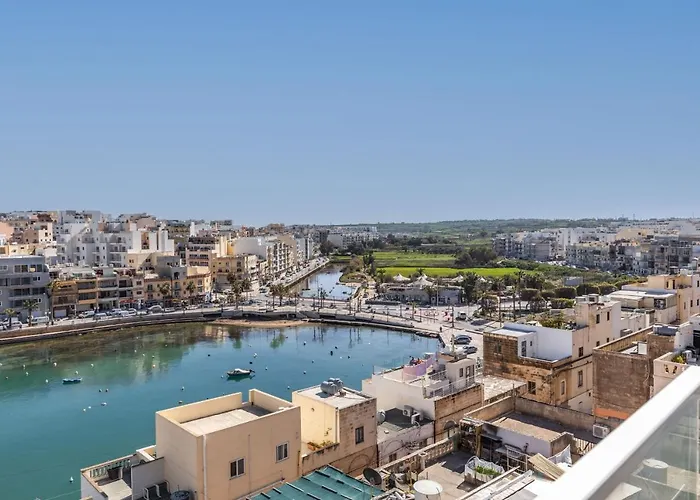 Sea View Apartment With Terrace In Central Marsaskala Appartamento